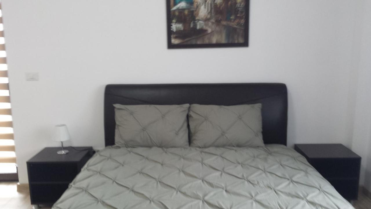 Apartament Mario Apartment Radauti Luaran gambar